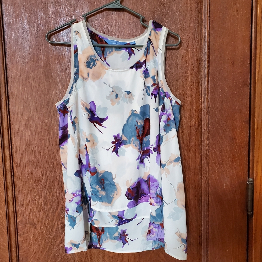 Women's sleeveless blouse